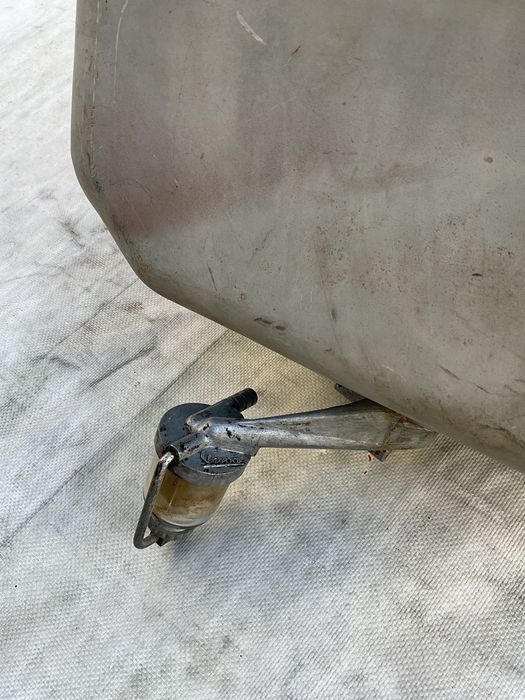 Depósito vespa acma /armação banco