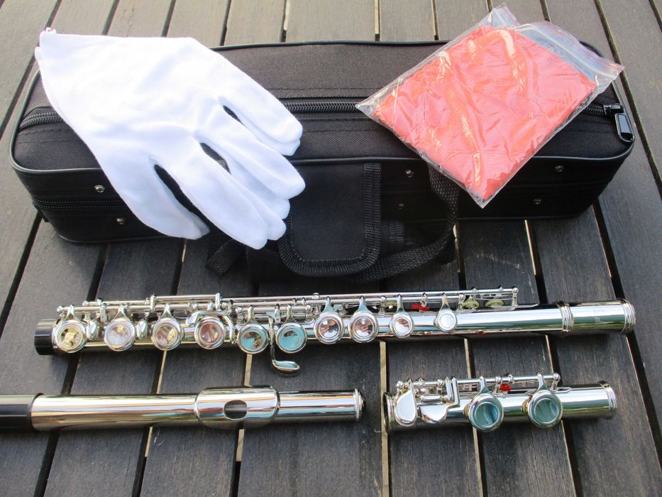 Flauta Transversal prateada  NOVA