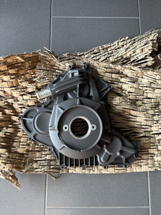 Kapa pokrywa alternatora Indian FTR1200