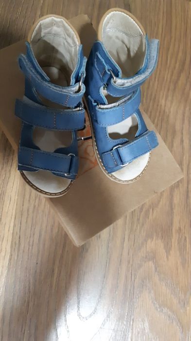 Босоножки детские ортопедические