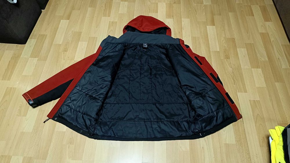 Męska zimowa kurtka softshell THE NORTH FACE r.M stan bardzo dobry