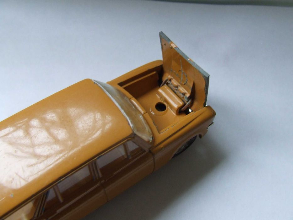 Модель автомобіля Москвич 426 А3 СССР (1/43): 1 600 грн