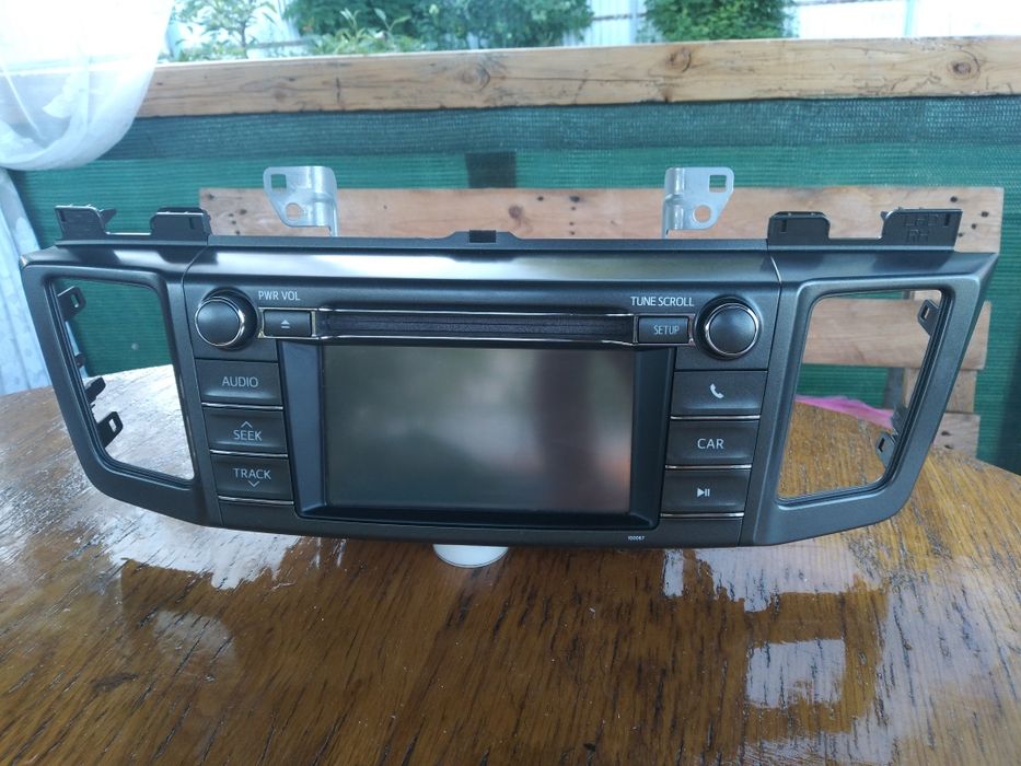 Продам автомагнитолу.