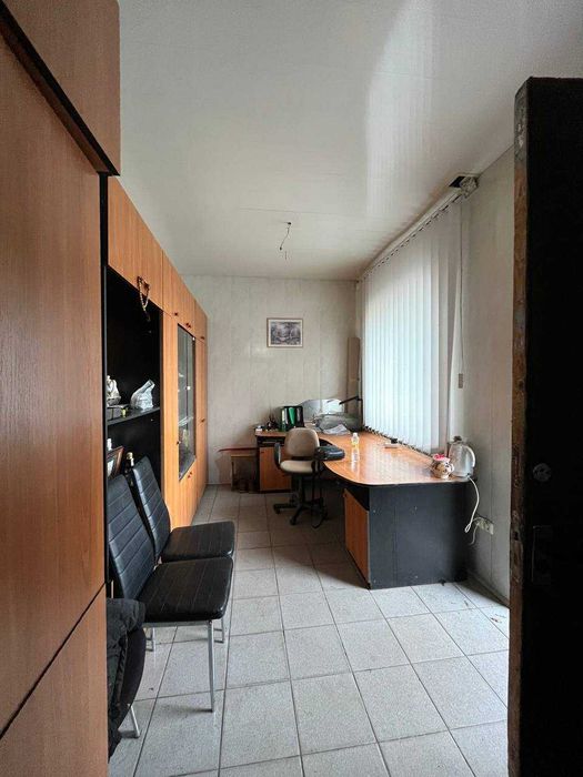 Оренда боксів/ окремого приміщення ТРАМПАРК