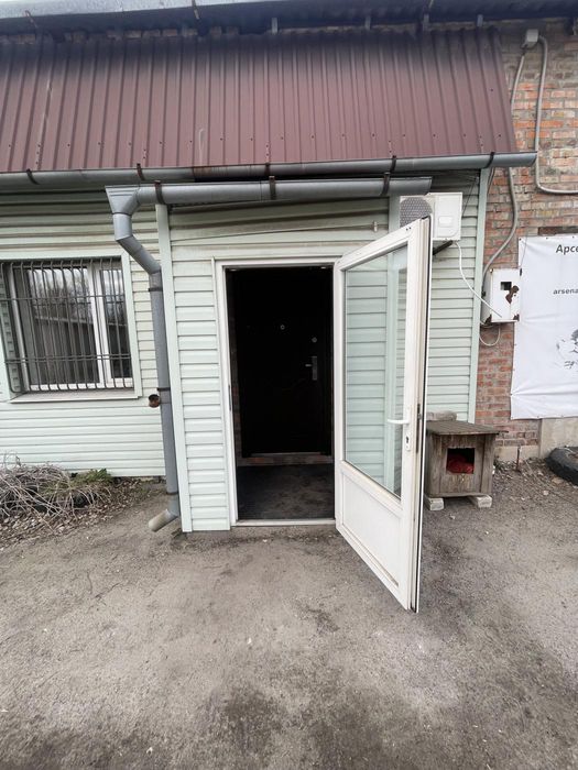 Багатофункціональний комплекс 1094 м² у Шевченківському районі