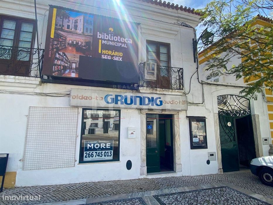 Espaço Comercial no Centro de Portel — Portel, Évora