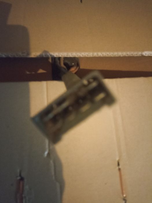 Продам разъем с проводом.