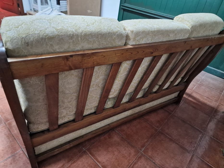 3 Sofas estilo antigo