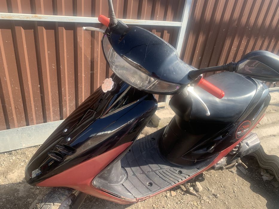 Скутер Honda Dio