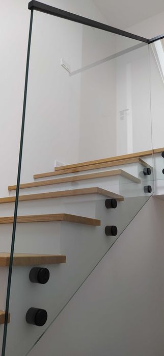 Balustrada na rotulach na profilu szklana balkon francuski poręcz nierdzewna