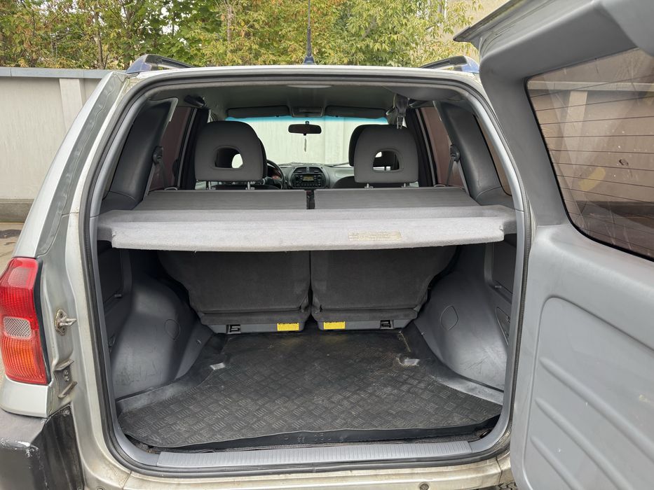 Toyota Rav4 2.0 d4d cala na czesci 116KM 1D4