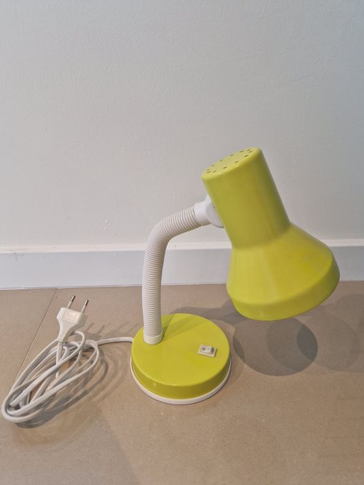 Candeeiro de secretária verde limão