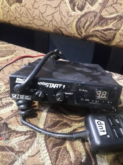 Продам радиостанцию автомобиля.