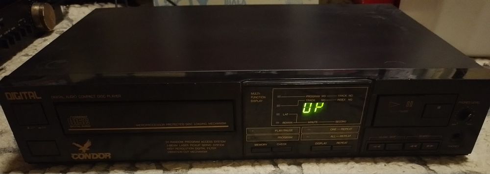 Odtwarzacz DVD Condor CD-880