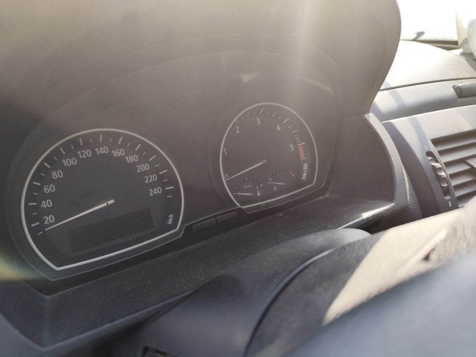 BMW X3 2.0d (peças)