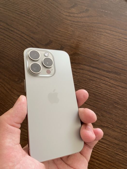 Продам свій Iphone 15 pro 128gb