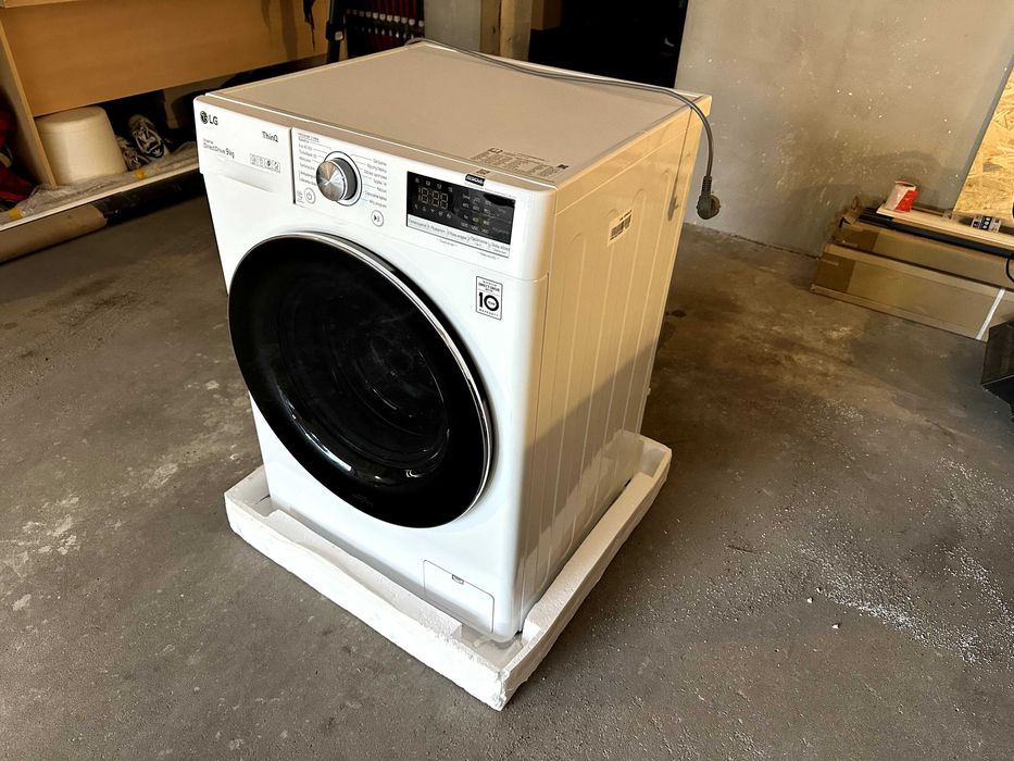 Pralka LG LG Vivace V500 9kg TurboWash™ 1400rpm ThinQ F4WV509S2E