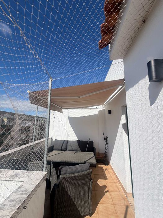 Toldo manual, liso, bege claro