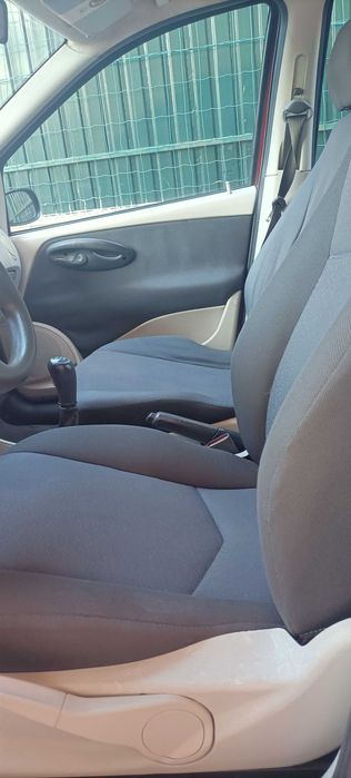 Vendo Fiat Punto em muito bom estado no geral — photo 3