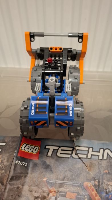 Lego technik 42071