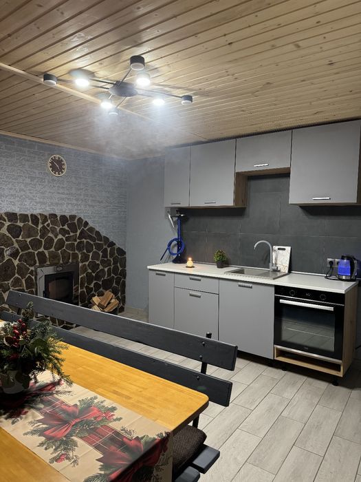 Сауна для невеликих компаній 6-8 чоловік