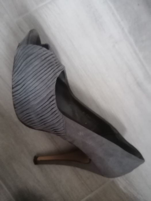 Bity na obcasie 11cm