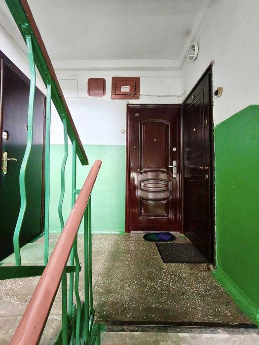 Продаж 2-кімнатної квартири 46 м2 в цегляному будинку біля ПК ХІМІКИ.