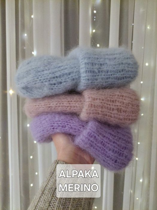 Puchata czapka alpaka merino jasny błękit wata cukrowa