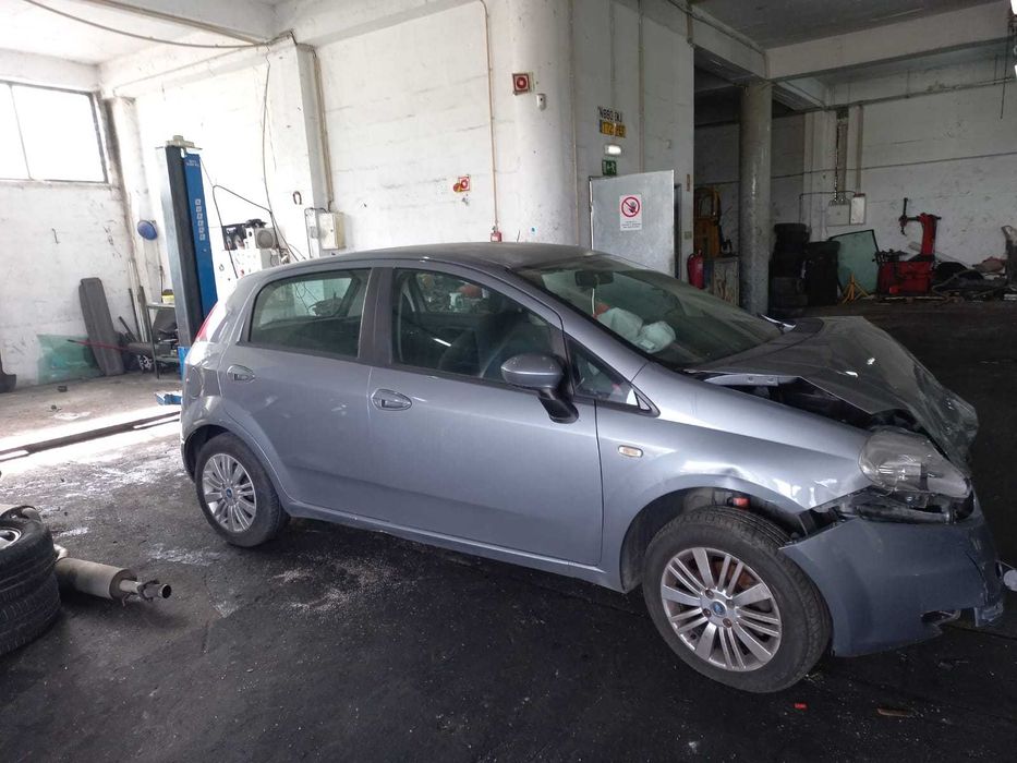 Fiat Grande Punto para peças