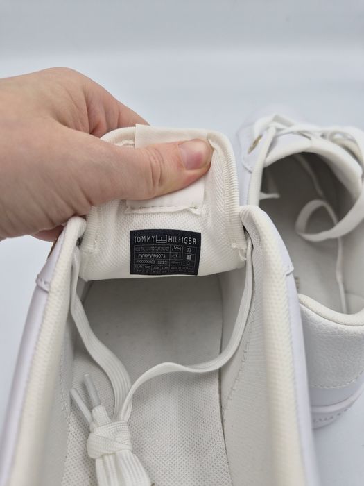 Sneakersy damskie niskie białe Tommy  Hilfiger 39 skóra naturalna