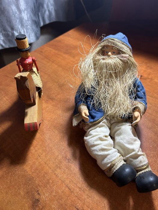 Антикваріат  іграшки (ляльки)