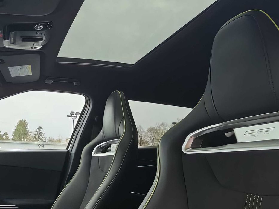 Kia EV6 GT      2023