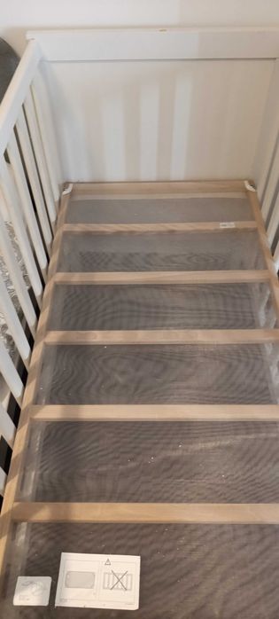 Berço IKEA usado