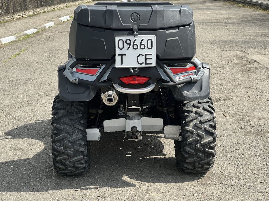 BRP Can-Am Outlander Max 800