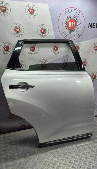 Двері задні праві на Nissan murano 2007-2014