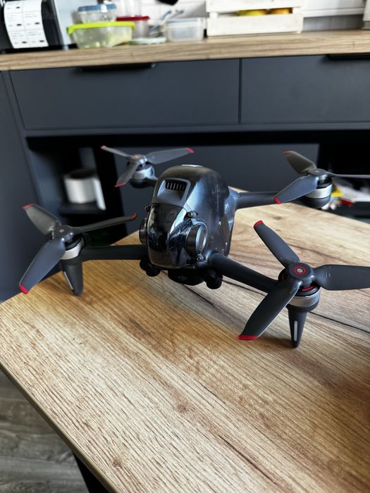 DJI FPV Combo + gogle + kontroler