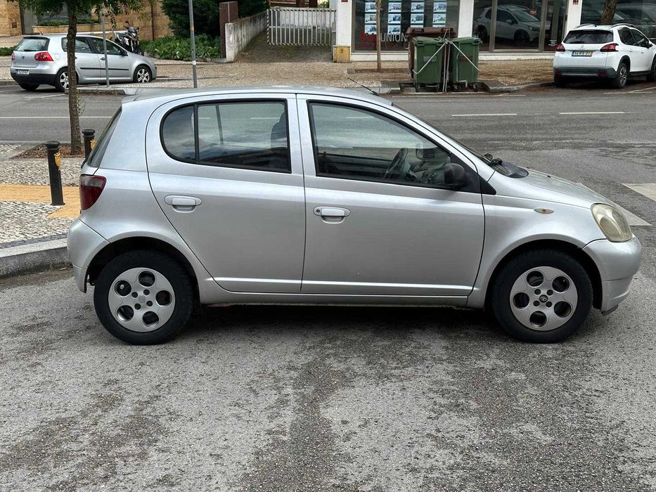 Toyota Yaris 1.3 Sol - 2002