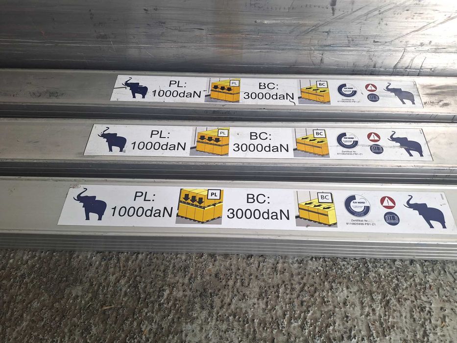 barras de travamento de carga.