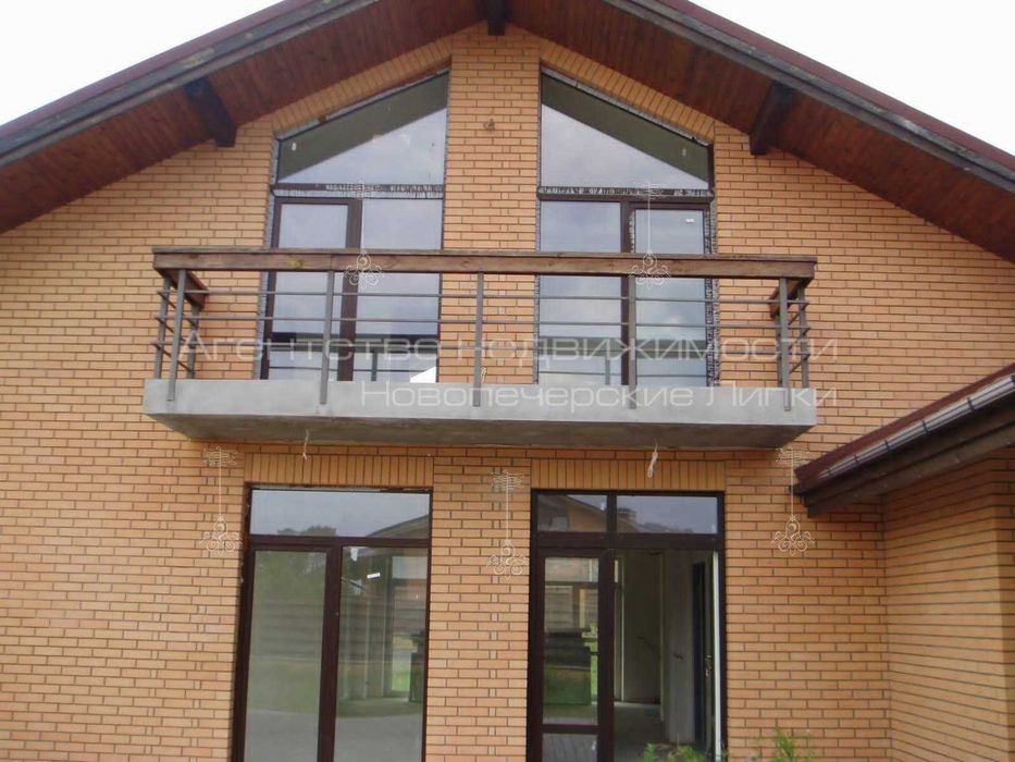 Продаж будинку 197м2 у елітному КМ «Козирна карта» с. Березівка