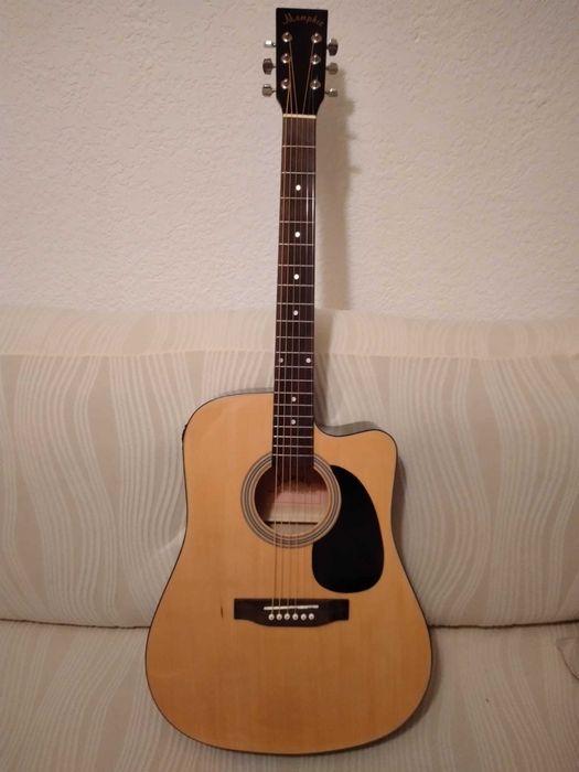 Guitarra semi acustica como nova . Amadora
