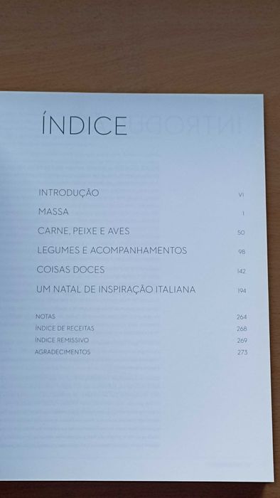 "Nigellissima: Receitas Fáceis Inspiradas em Itália" de Nigella Lawson