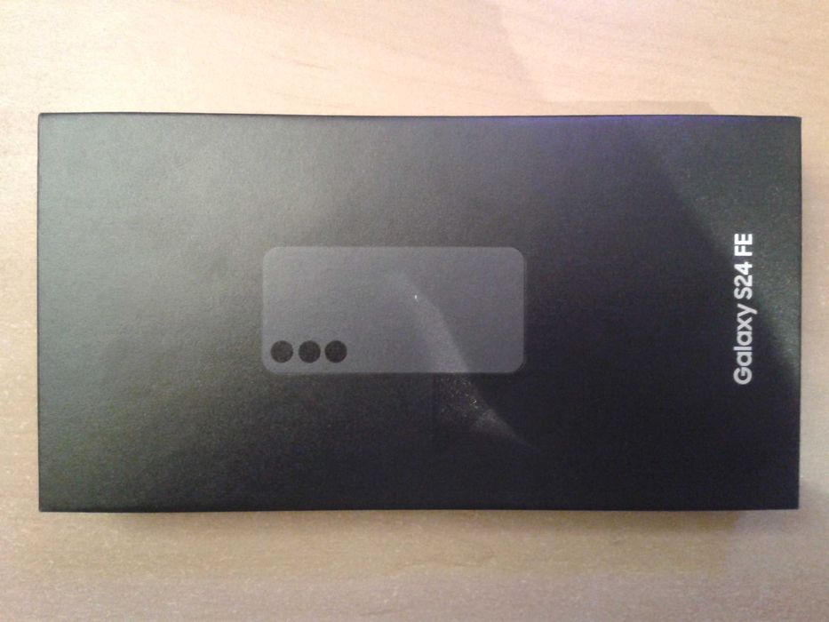 NOWY POBRANIE 3lataGwar. Samsung Galaxy S24 FE 8/128GB smartfon grafit