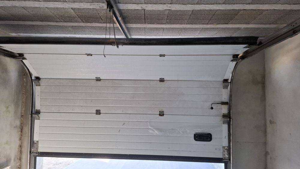 Portão  automático    garagem