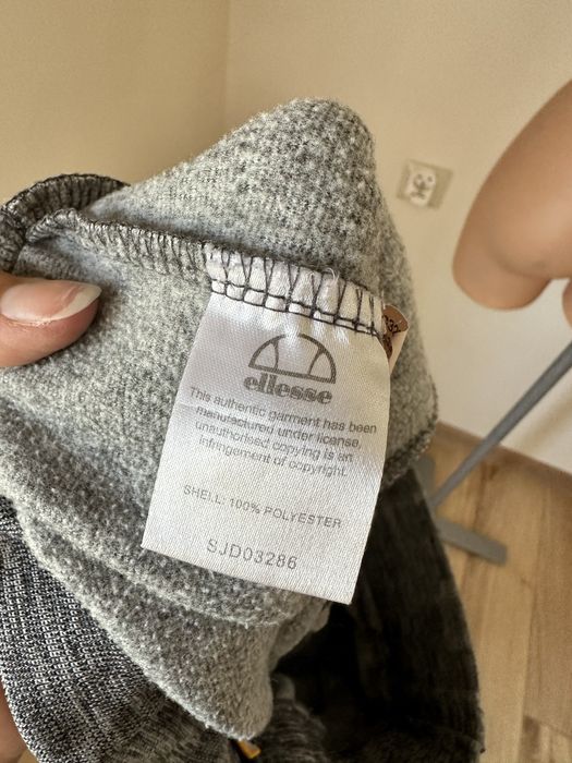 Damskie spodnie dresowe dressy ellesse rozmiar 40