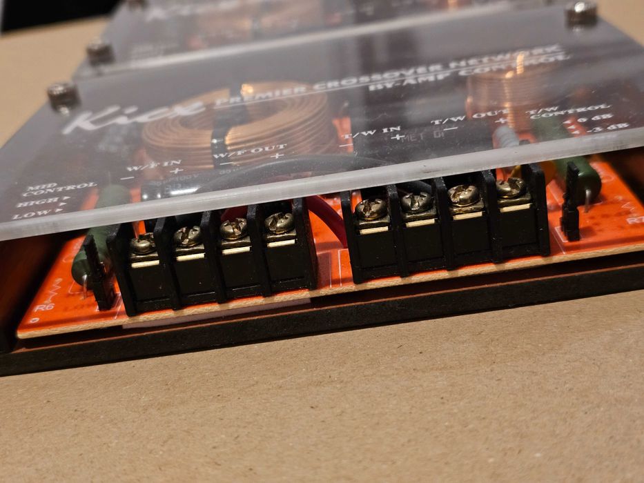 Zwrotnice pasywne Kicx PRO 6020 | Bi-Amping | Hi-End Series