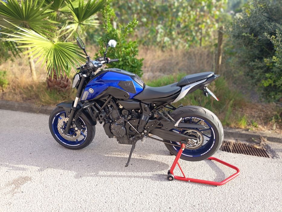 Yamaha MT 07 2021