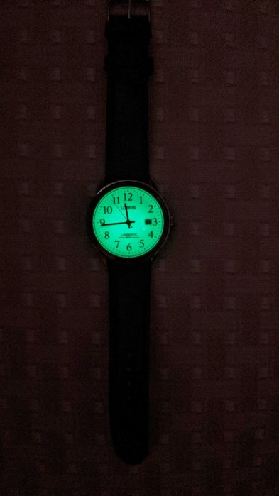 Relógio Lorus Lumibrite