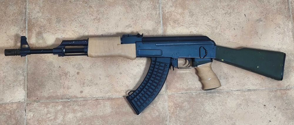 Airsoft AK 47 da Cyma