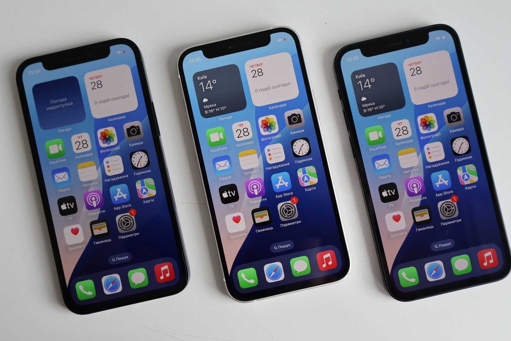 Apple Iphone 12 mini 64Gb Black / White Neverlock Оригінал!