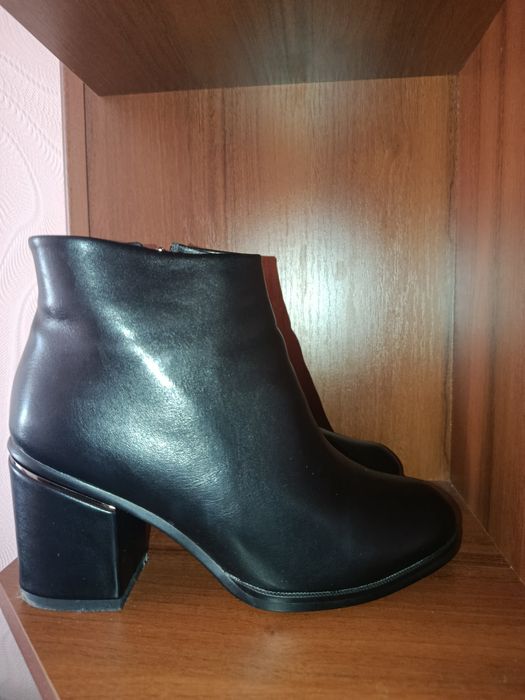 Сапожки демисезон р38